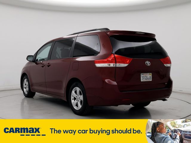 2014 Toyota Sienna LE