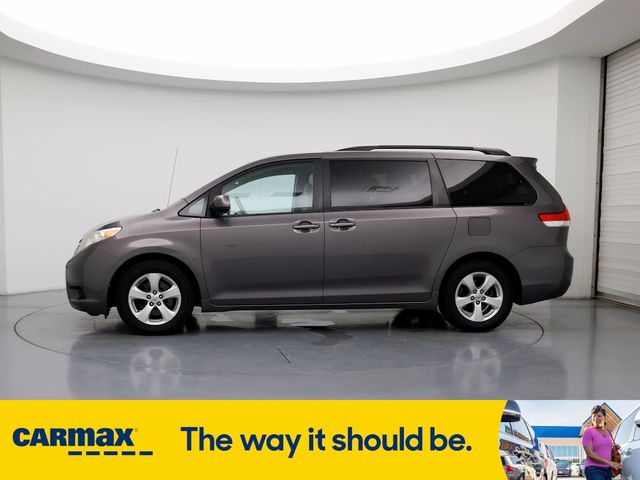 2014 Toyota Sienna LE