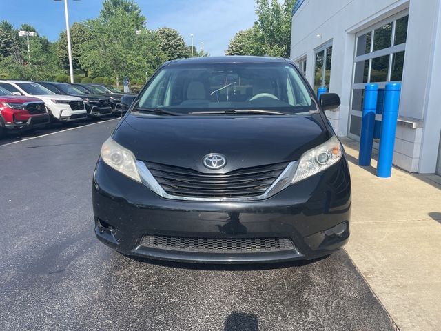 2014 Toyota Sienna LE