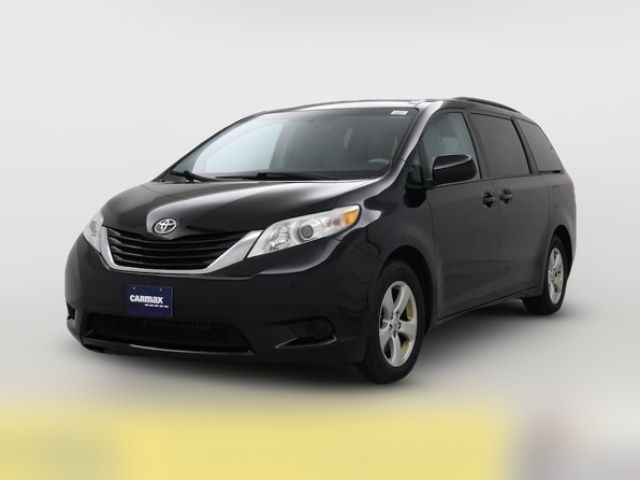 2014 Toyota Sienna LE