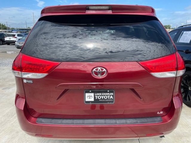 2014 Toyota Sienna LE