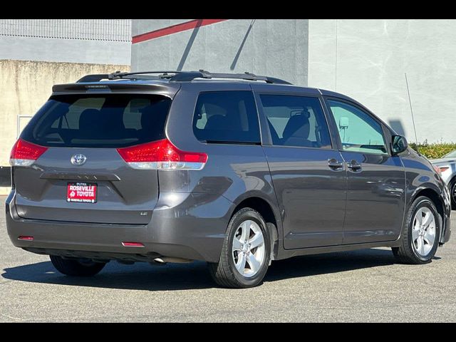 2014 Toyota Sienna LE