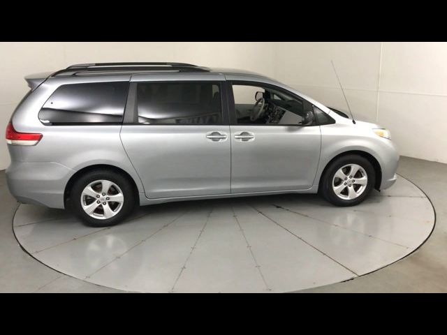 2014 Toyota Sienna LE