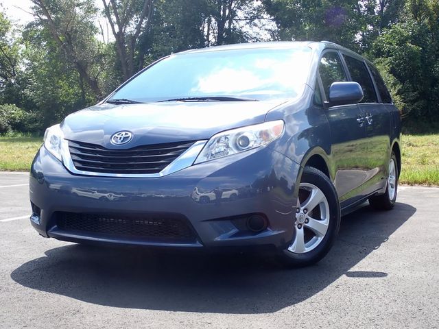 2014 Toyota Sienna 