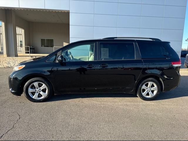 2014 Toyota Sienna LE