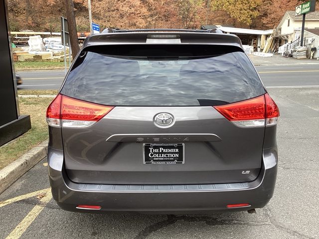 2014 Toyota Sienna LE