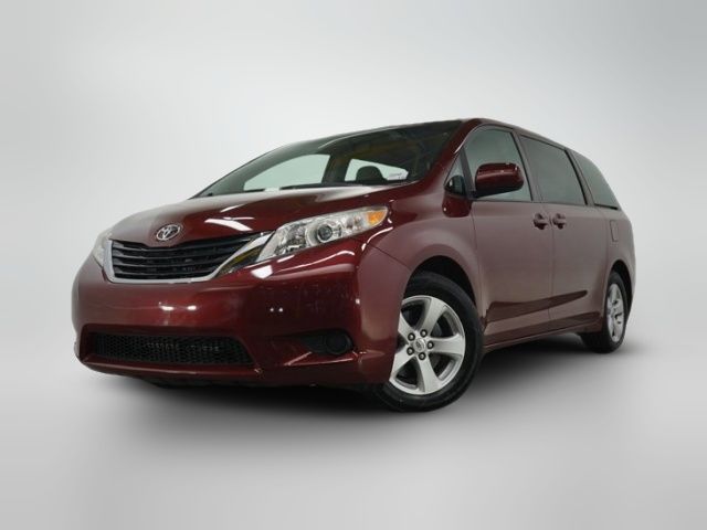 2014 Toyota Sienna LE