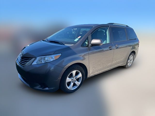 2014 Toyota Sienna LE