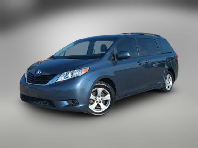 2014 Toyota Sienna LE