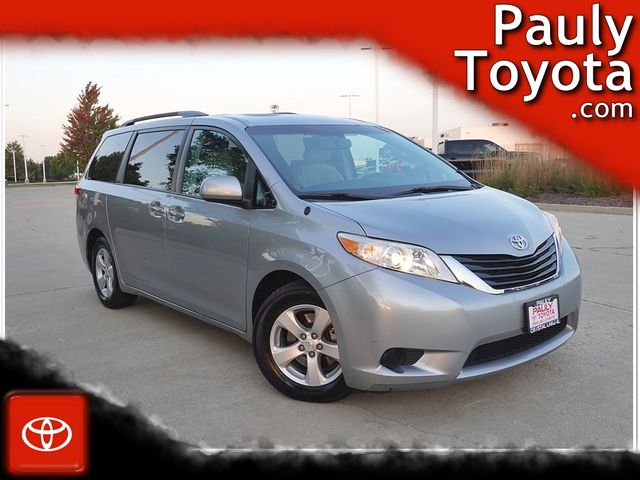 2014 Toyota Sienna LE