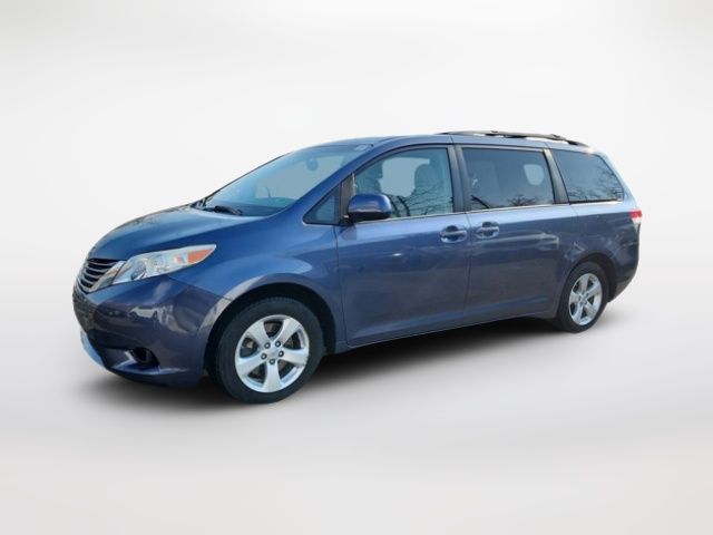 2014 Toyota Sienna LE