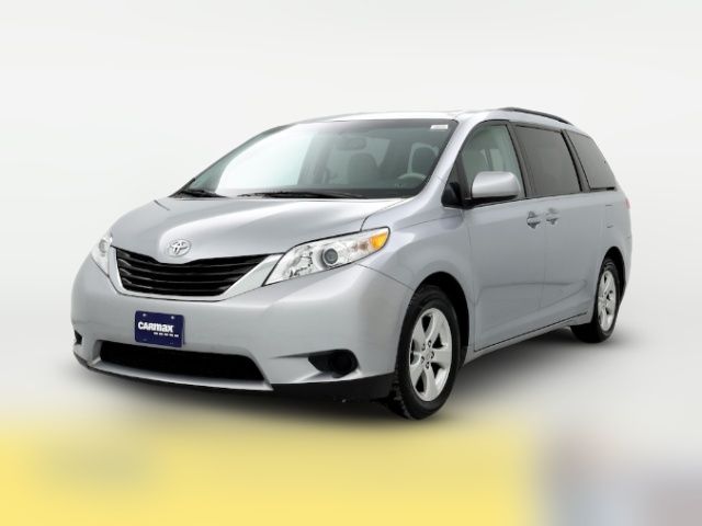 2014 Toyota Sienna LE