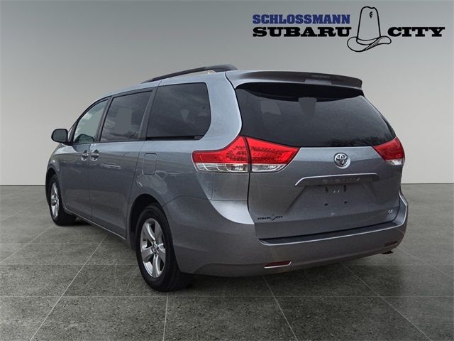 2014 Toyota Sienna LE