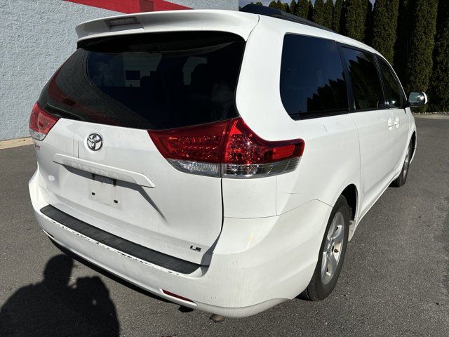 2014 Toyota Sienna 