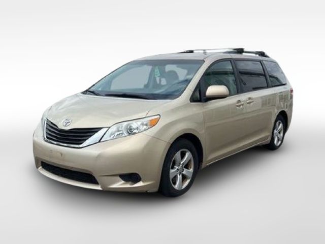 2014 Toyota Sienna LE