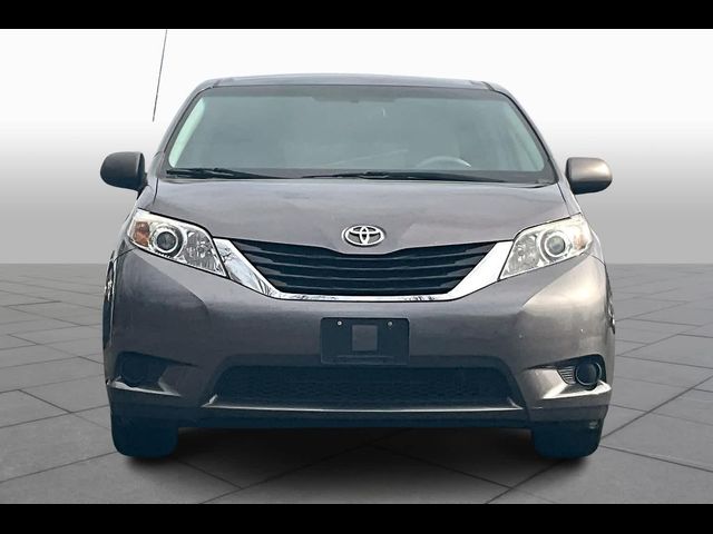 2014 Toyota Sienna LE