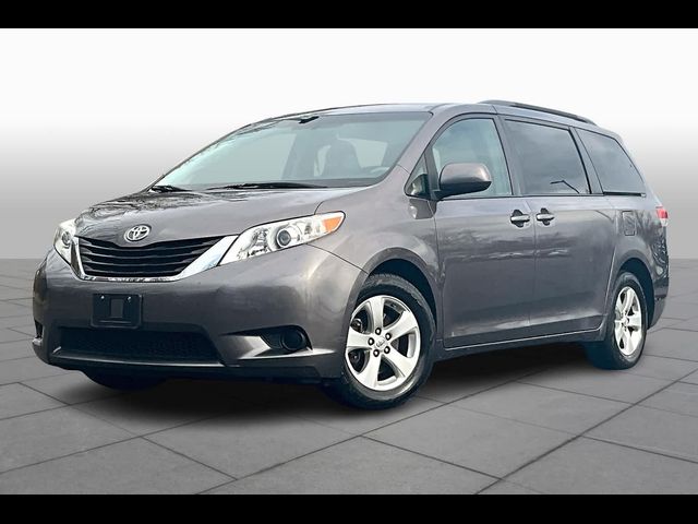 2014 Toyota Sienna LE