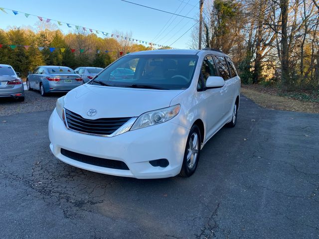 2014 Toyota Sienna 