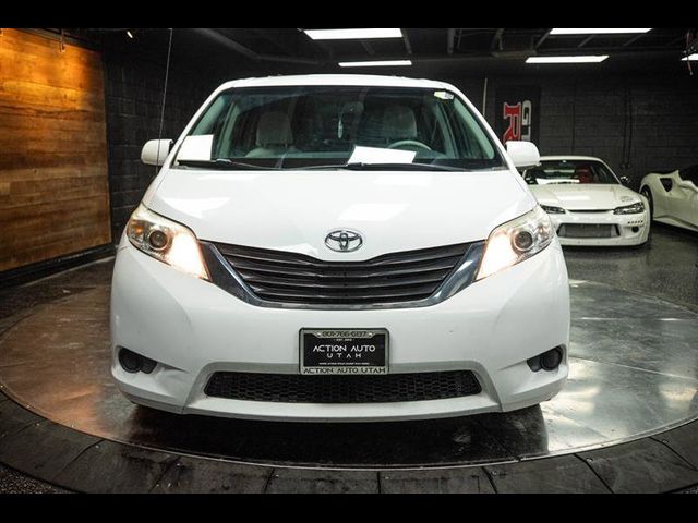 2014 Toyota Sienna 