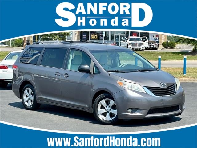 2014 Toyota Sienna LE