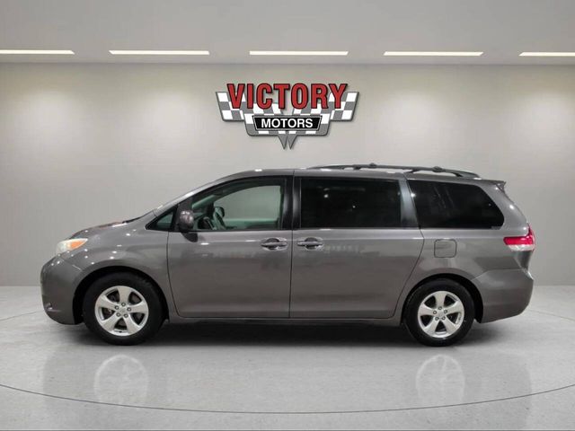 2014 Toyota Sienna 