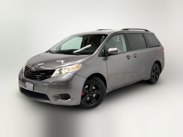 2014 Toyota Sienna LE Auto Access Seat