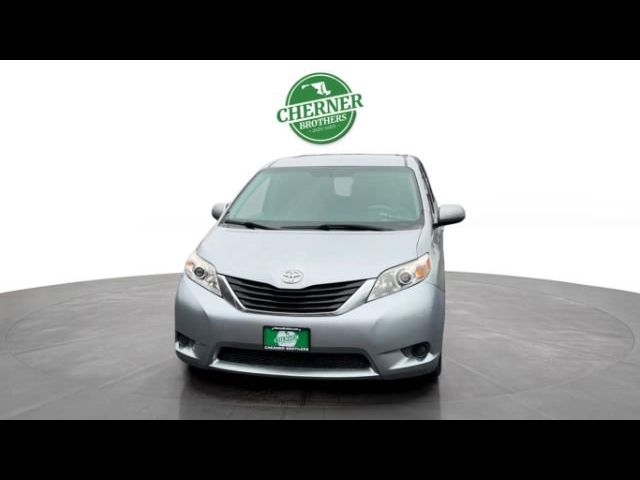 2014 Toyota Sienna 