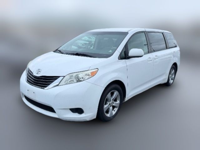2014 Toyota Sienna 