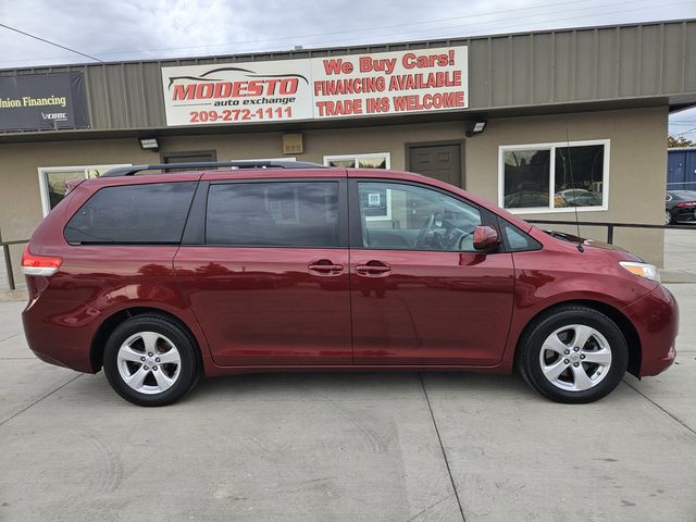 2014 Toyota Sienna 