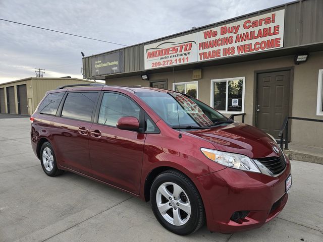 2014 Toyota Sienna 