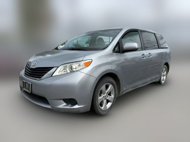 2014 Toyota Sienna LE