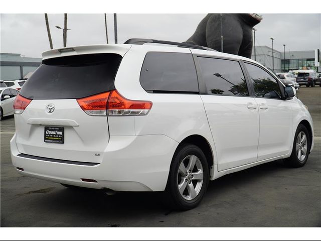 2014 Toyota Sienna 