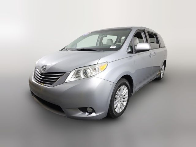 2014 Toyota Sienna XLE