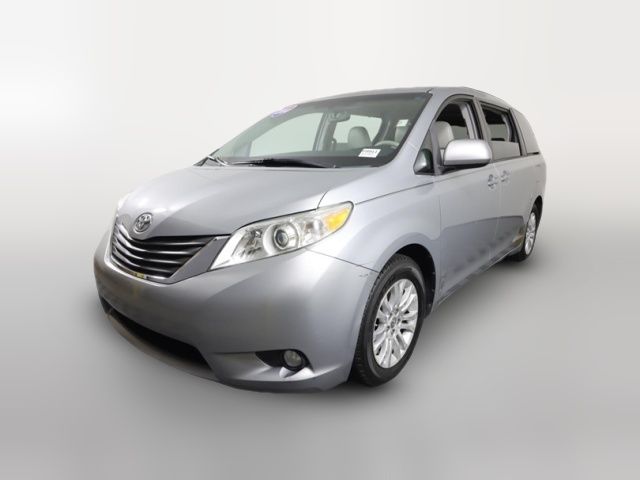 2014 Toyota Sienna XLE