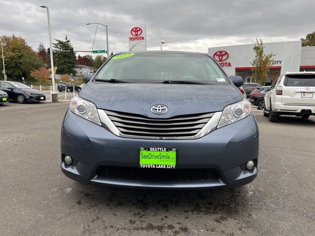 2014 Toyota Sienna XLE