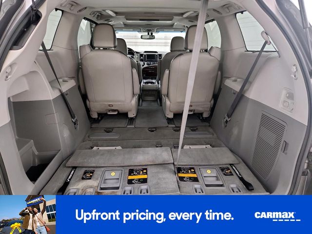 2014 Toyota Sienna 
