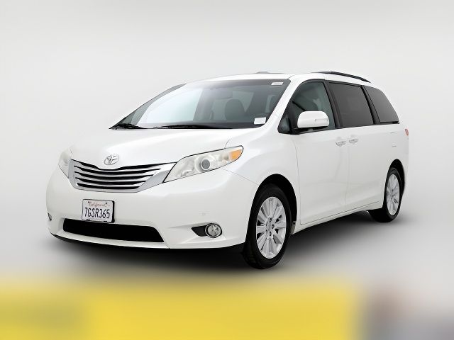 2014 Toyota Sienna XLE