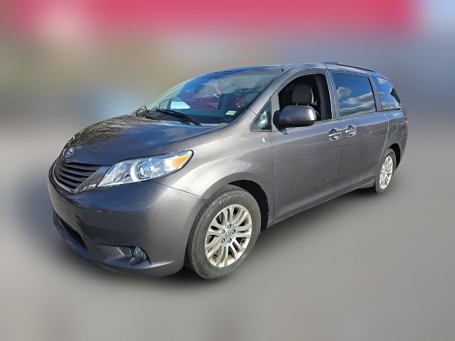 2014 Toyota Sienna 