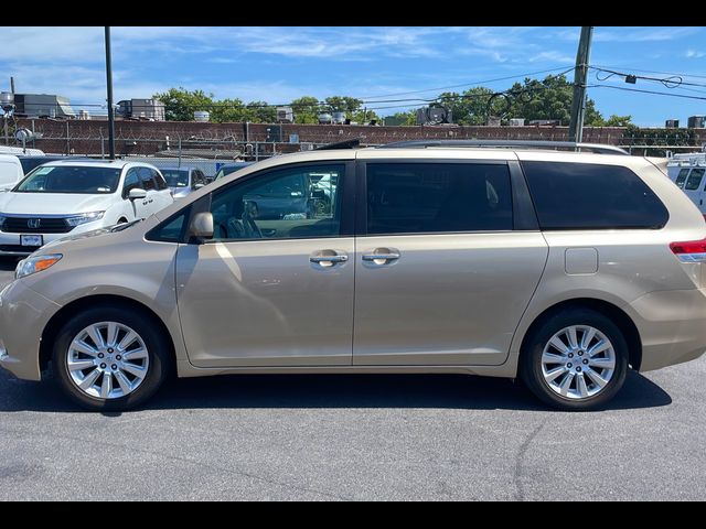 2014 Toyota Sienna 