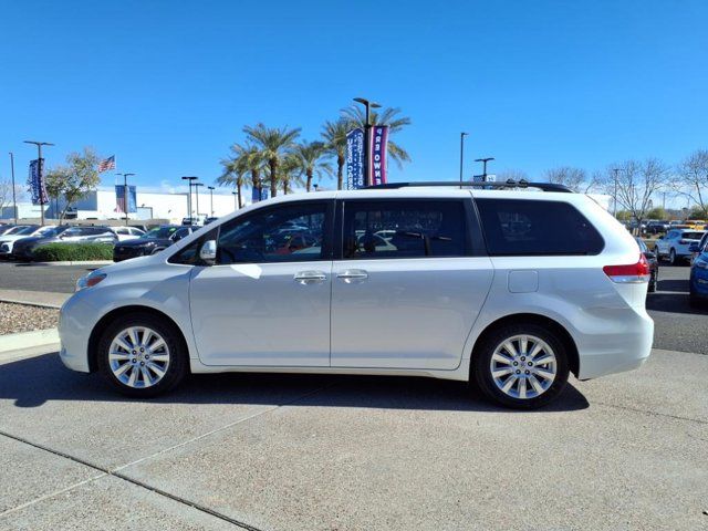 2014 Toyota Sienna 