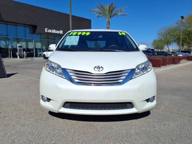 2014 Toyota Sienna 