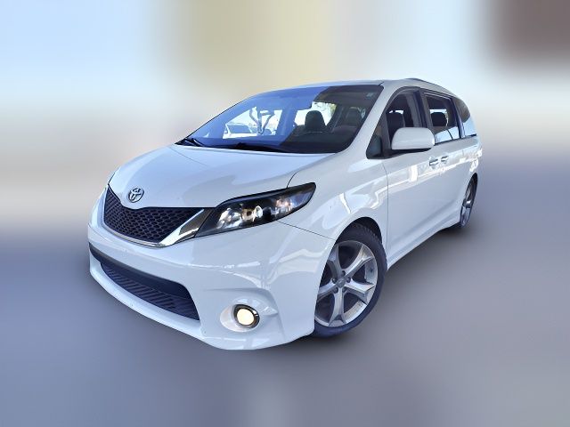 2014 Toyota Sienna SE