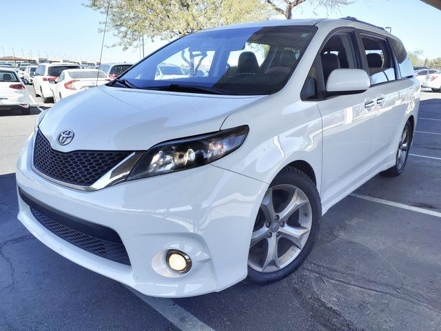 2014 Toyota Sienna SE