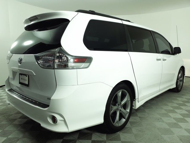 2014 Toyota Sienna SE