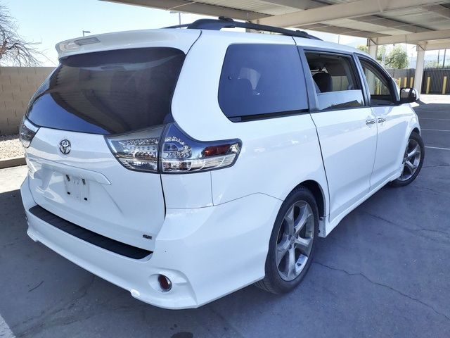 2014 Toyota Sienna SE