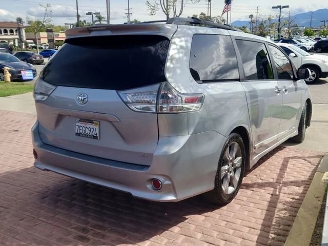 2014 Toyota Sienna SE