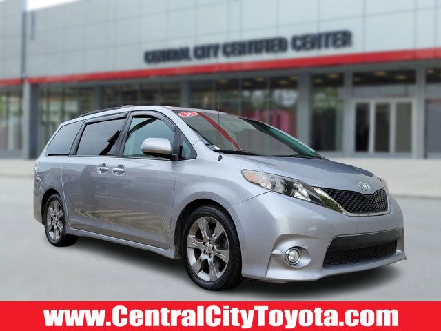 2014 Toyota Sienna SE