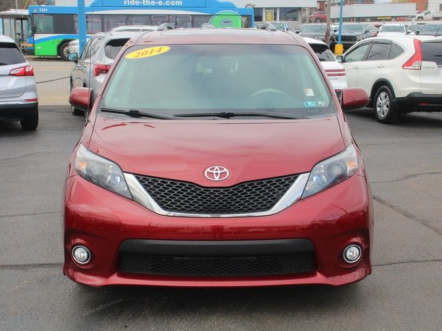 2014 Toyota Sienna SE