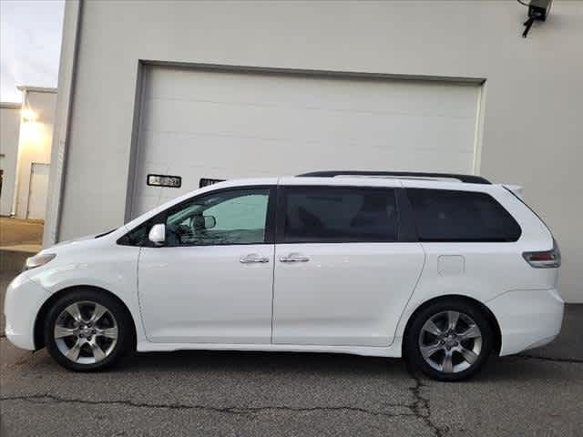 2014 Toyota Sienna SE