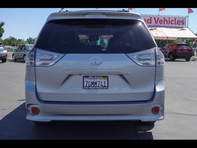 2014 Toyota Sienna SE